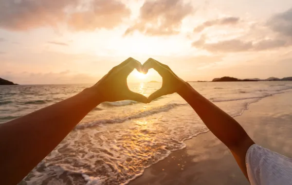 اعجاب رجل العقرب 