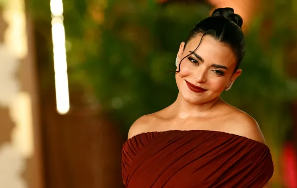 مكياج وتسريحات شعر النجمات في اليوم الثالث لمهرجان البحر الأحمر السينمائي 2025