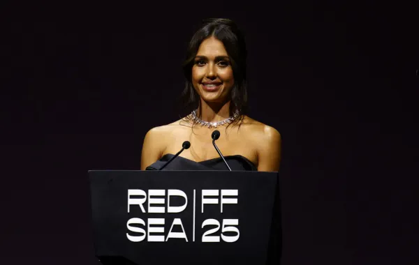 جيسيكا ألبا Jessica Alba من مهرجان البحر الأحمر السينمائي 2025. مصدر الصورة:  Tim P. Whitby/Getty Images for The Red Sea International Film Festival