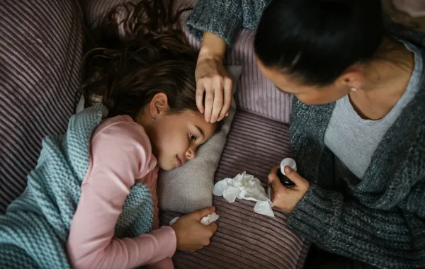 صورة لطفلة مريضة