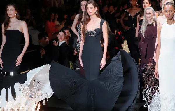 فستان من إيزابيل سانشيز Isabel Sanchis - الصورة من Launchmetrics/Spotlight ©