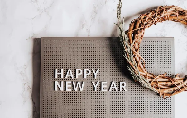 بوستر الاحتفال بالسنة الجديدة- رأس سنة جديدة سعيدة