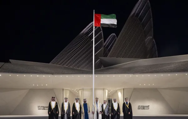 الشيخ محمد بن زايد آل نهيان رئيس دولة الإمارات افتتح بحضور أعضاء المجلس الأعلى للاتحاد حكام الإمارات متحف الشيخ زايد