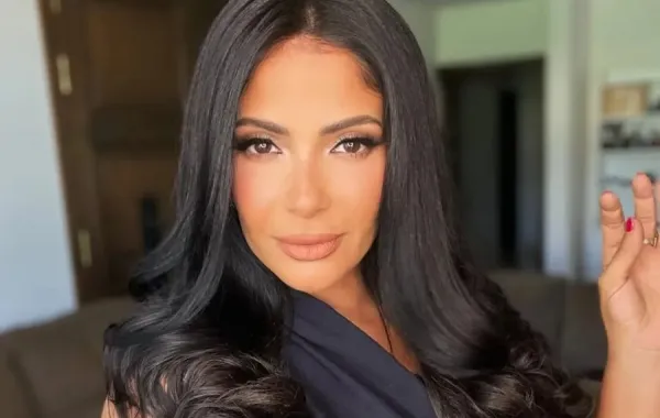 منى زكي- الصورة من حسابها الرسمي على إنستغرام