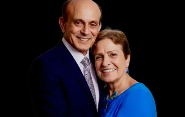 محمد صبحي وزوجته الراحلة نيفين رامز- الصورة من حسابه على إنستغرام