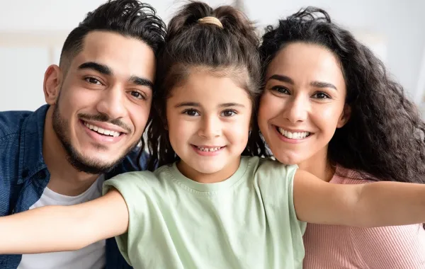 صورة لأسرة سعيدة