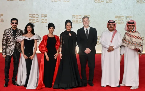 أبطال وصناع فيلم المجهولة. مصدر الصورة: Eamonn M. McCormack/Getty Images for The Red Sea International Film Festival