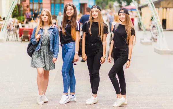 الروتين الصباحي يؤثر على البنات بقية اليوم - المصدر freepik