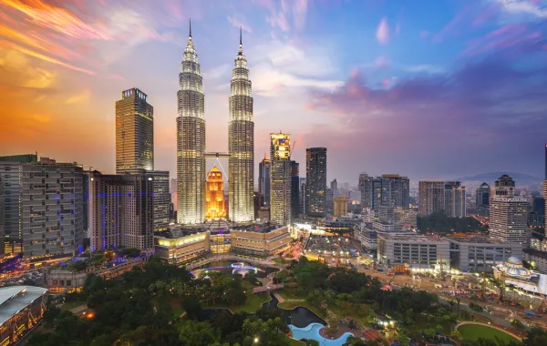 كوالالمبور كما تبدو وقت المغيب