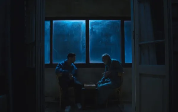 أحمد مالك وكامل الباشا في كواليس فيلم كولونيا- الصورة من موقع مهرجان البحر الأحمر