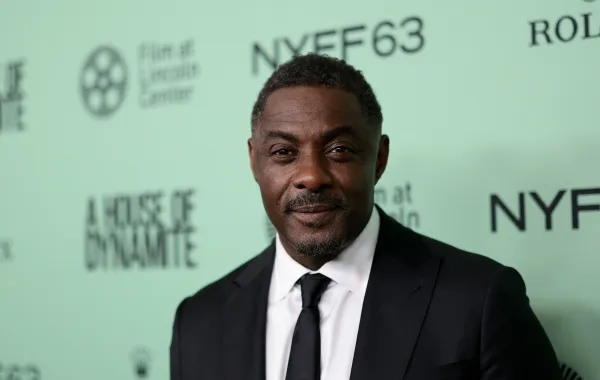 إدريس ألبا في نيويورك ( Idris Elba in New York ). مصدر الصورة: Dimitrios Kambouris / GETTY IMAGES NORTH AMERICA / Getty Images via AFP