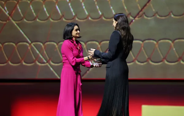 تكريم عهد كامل - Photo by Daniele Venturelli / Getty Images for The Red Sea International Film Festival