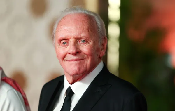 أنتوني هوبكنز Anthony Hopkins من مهرجان البحر الأحمر السينملئي 2025. مصدر الصورة: Tim P. Whitby/Getty Images for The Red Sea International Film Festival