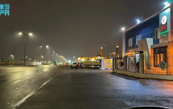 الهلال الأحمر بالقصيم يستعد للحالة المطرية. الصورة من وكالة الأنباء السعودية "واس"