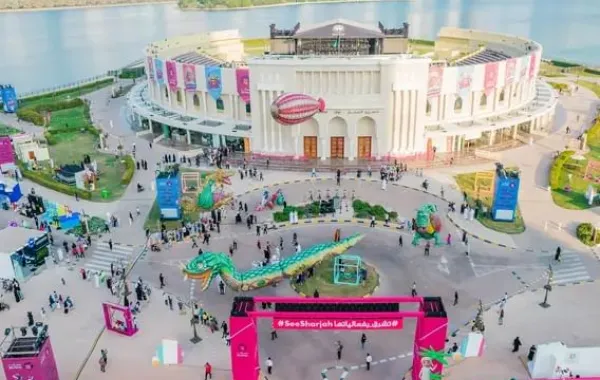 مسرح المجاز في الشارقة. الصورة من وكالة الأنباء الإماراتية "وام"