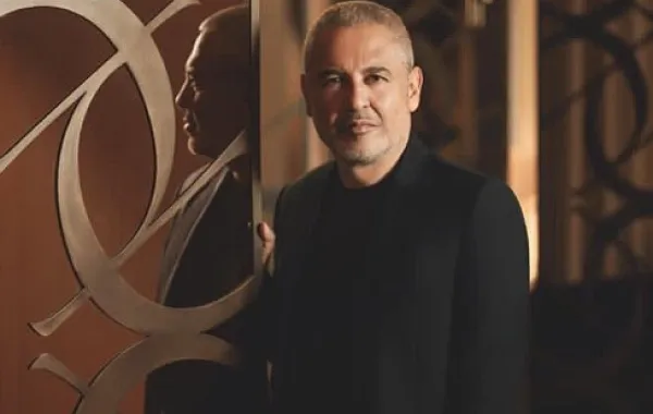 إيلي صعب- الصورة من حساب ابنه جونيور على إنستغرام