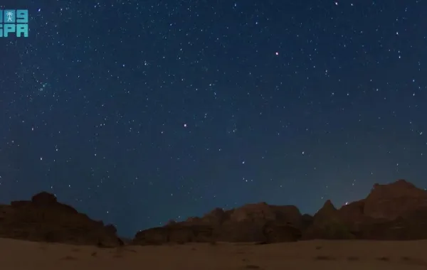 النجوم في سماء محافظة العلا السعودية