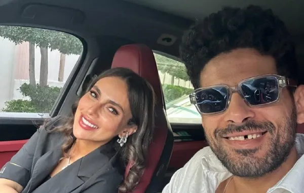 حمدي الميرغني واسراء عبد الفتاح - الصورة من حساب حمدي على انستغرام