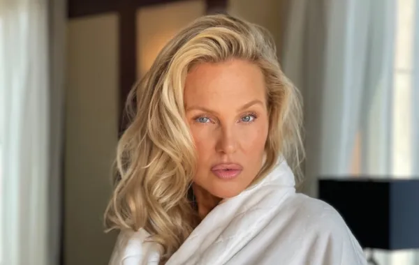 حرصت شيرين رضا على الدفاع عن ابنتها نور دياب، بعد الجدل الذي أُثير مؤخراً بسبب تصريح "أنا ابنة شيرين رضا" 