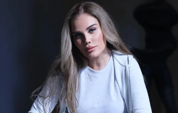 نيكول سابا تنتقد تنمر السوشيال ميديا وتروي موقفا شخصياً مع ابنتها