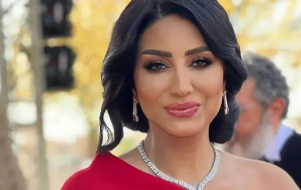 وفاء عامر تطلب 100 ألف دولار للظهور مع رامز جلال