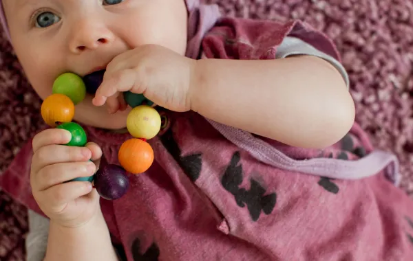 طرق التعامل مع حالات التسنين المؤلمة