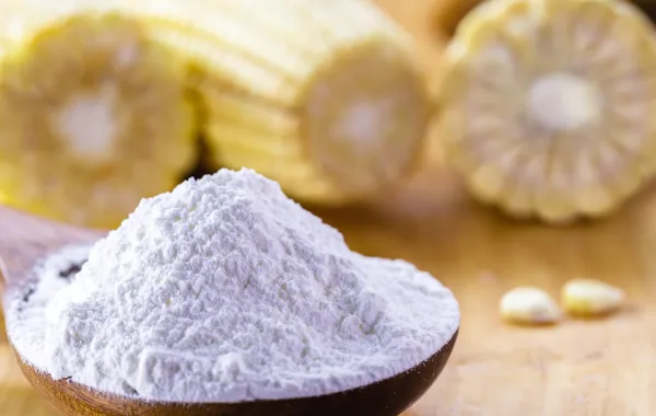 نشاء الذرة يستخدم في التدبير المنزلي