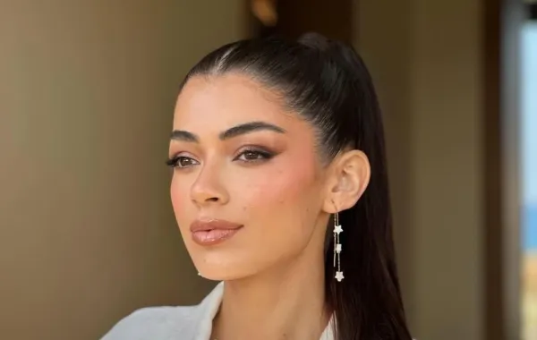 درجات أحمر شفاه نهارية من النجمات