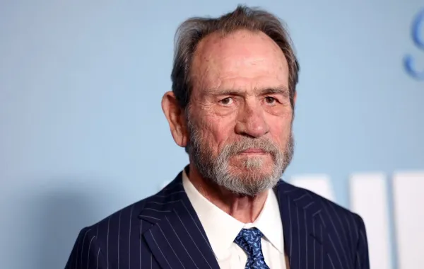 في ظروف غامضة: وفاة ابنة تومي لي جونز عن عمر يناهز 34 عاماً