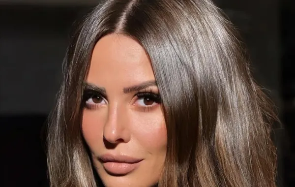 إيمان العاصي - الصورة من صفحتها الرسمية على الفيس بوك