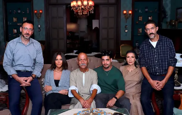 عائلة ايمان العاصي في مسلسل قسمة العدل - الصورة من حساب خالد أنور على إنستغرام