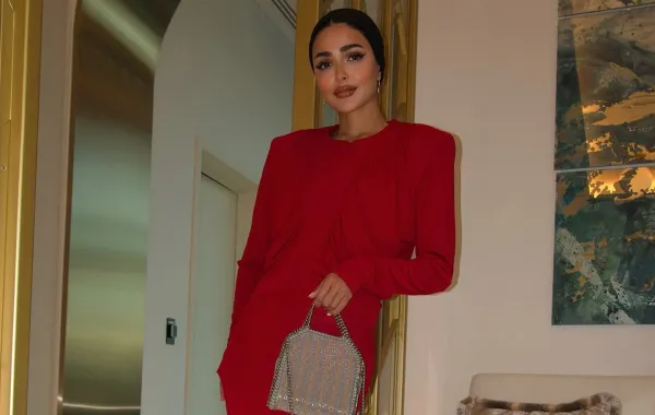 مدونة الموضة حنين الصيفي - الصورة من حسابها على إنستغرام