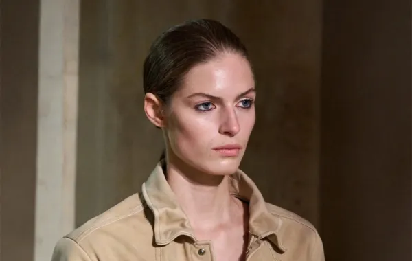 وصفات سريعة من العسل لوجه صافٍ وبشرة نضرة تمنحك إشراقة طبيعية في دقائق