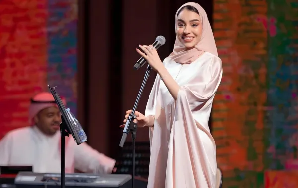 إطلالات محتشمة من زينة عماد- الصورة من حسابها على إنستغرام