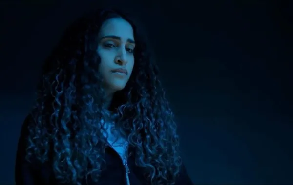 دنيا وائل في مسلسل ميد تيرم - الصورة من المركز الإعلامي للمسلسل