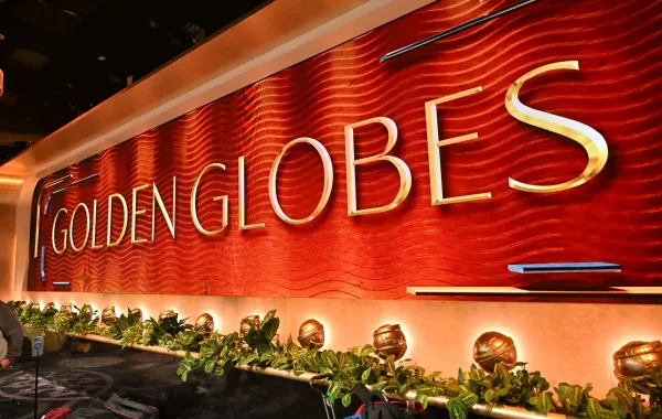 السجادة الحمراء لحفل توزيع جوائز غولدن غلوب. مصدر الصورة: Michael Buckner/Penske Media via Getty Images