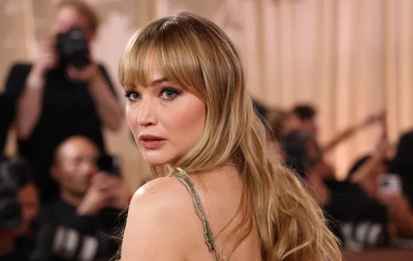 جينيفر لورانس في كاليفورنيا (Jennifer Lawrence in California). مصدر الصورة: Michael Tran / AFP