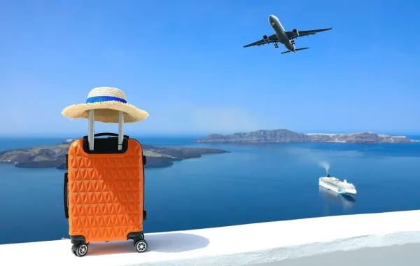 جزيرة سانتوريني باليونان