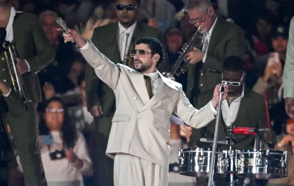 باد باني في مكسيكو سيتي (Bad Bunny in Mexico City). مصدر الصورة: Alfredo ESTRELLA / AFP