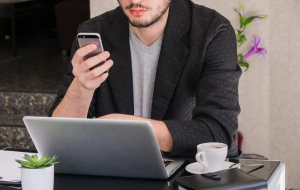 الكسل الرقمي يؤثر على الإنتاجية - المصدر freepik