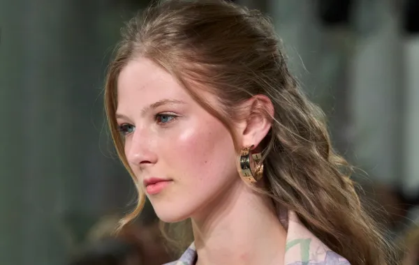 العناية بالبشرة