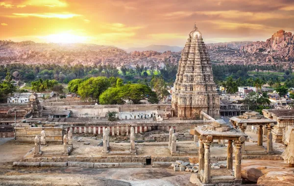 مدينة هامبي كما تبدو وقت المغيب