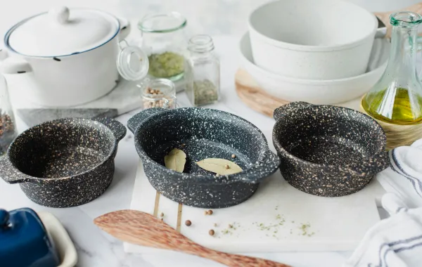 أواني طهي جرانيتية
