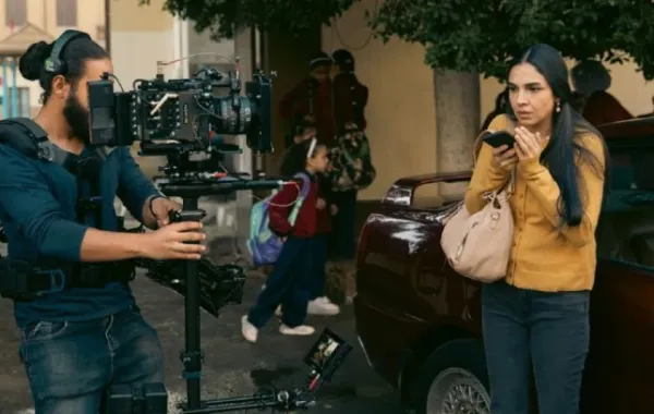 سلمى أبوضيف في كواليس مسلسل عرض وطلب- الصورة من حسابها على إنستغرام