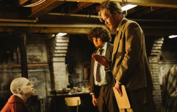 فيلم Bugonia - الصورة من موسوعة السينما العالمية IMDB