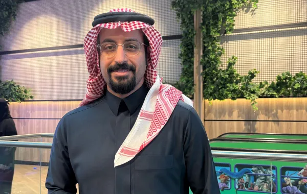 خالد صقر- الصورة خاصة بسيدتي من تصوير زكية البلوشي