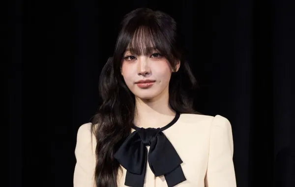 صيحات جمالية تألّقت بها النجمات في اليوم الثالث لأسبوع الموضة في باريس 2029