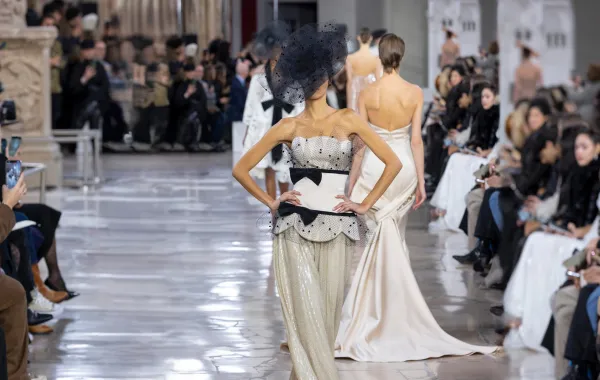 فستان من تصميم جورج شقرا لصيف 2026-- الصورة من Launchmetrics/Spotlight ©