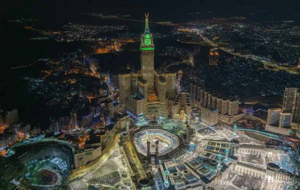 الحرم المكي وساعة مكة 