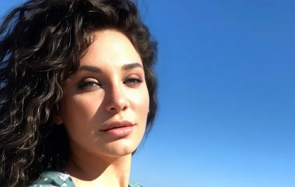 سلاف فواخرجي- الصورة من حسابها على إنستغرام